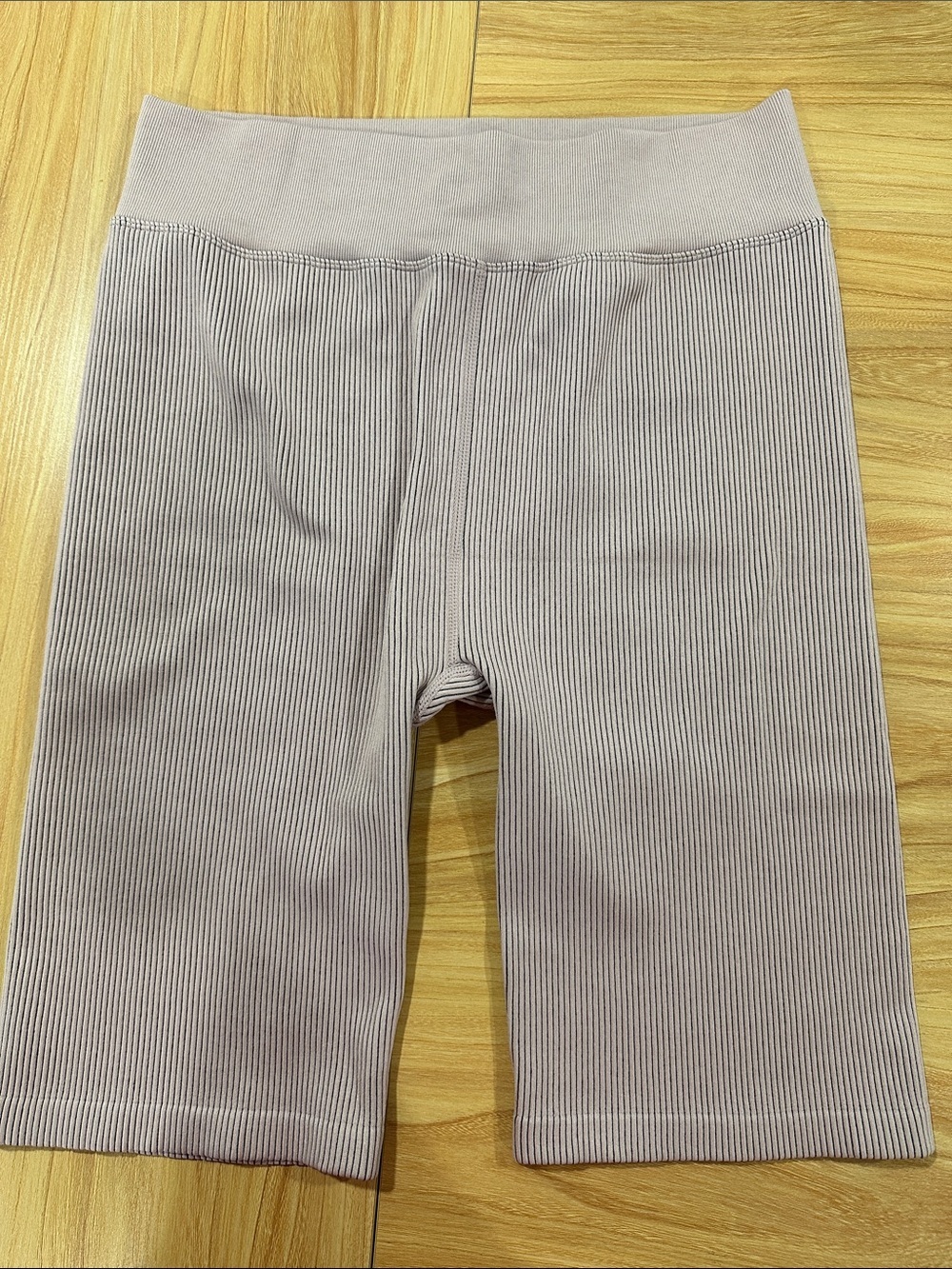 Calvin Klein Performance Ribbed Biker Shorts in Mauve size XL stretch